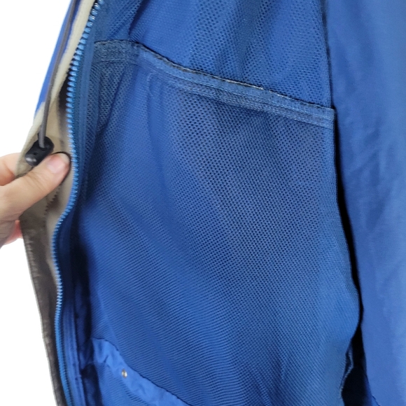 Mens Timberland Weathergear Jacket Fold away Hood 4 Zip Pockets Size Medium - Picture 14 of 16